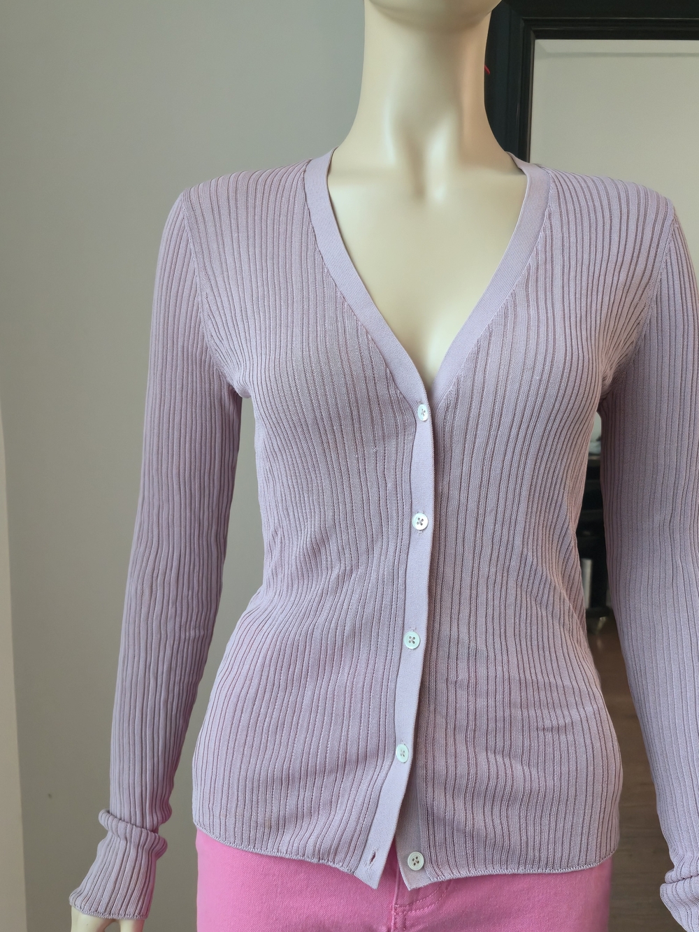 Theory Rib Knit Cardigan in Beige Size Medium